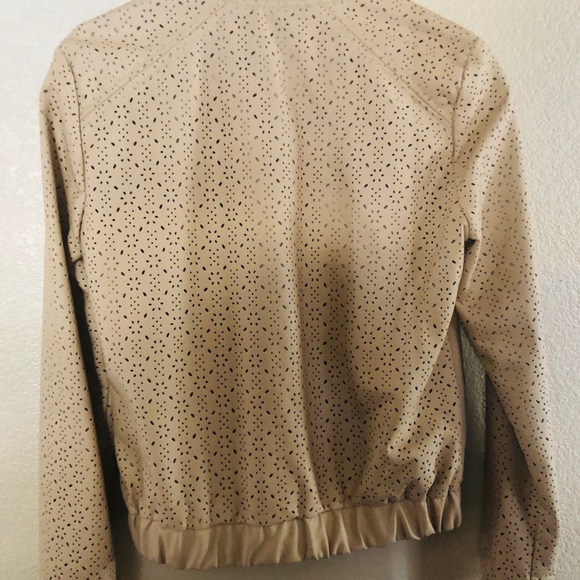 SOLD- Motor jacket - Picture 3 of 5